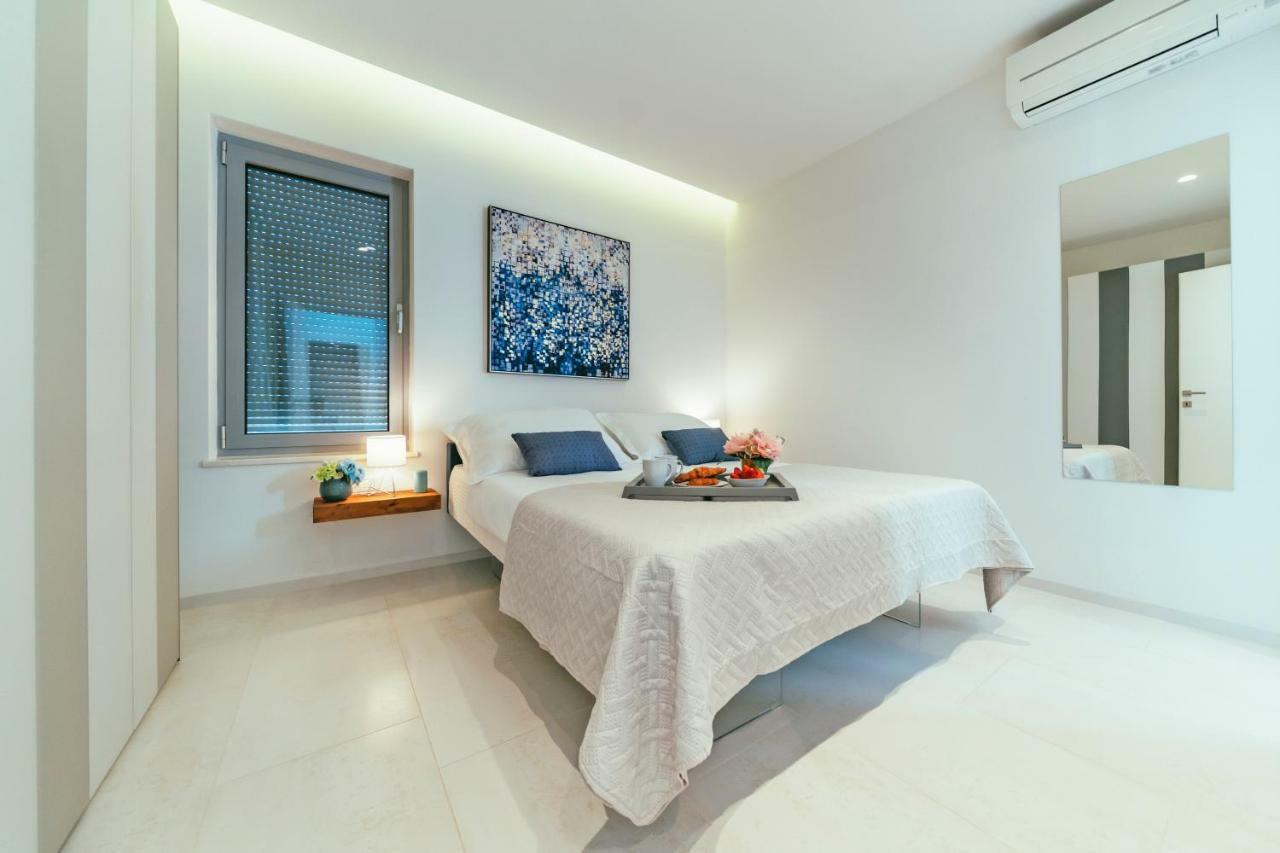 Unique Luxury Designers Apartment Right Next To The Beach Sukošan 外观 照片