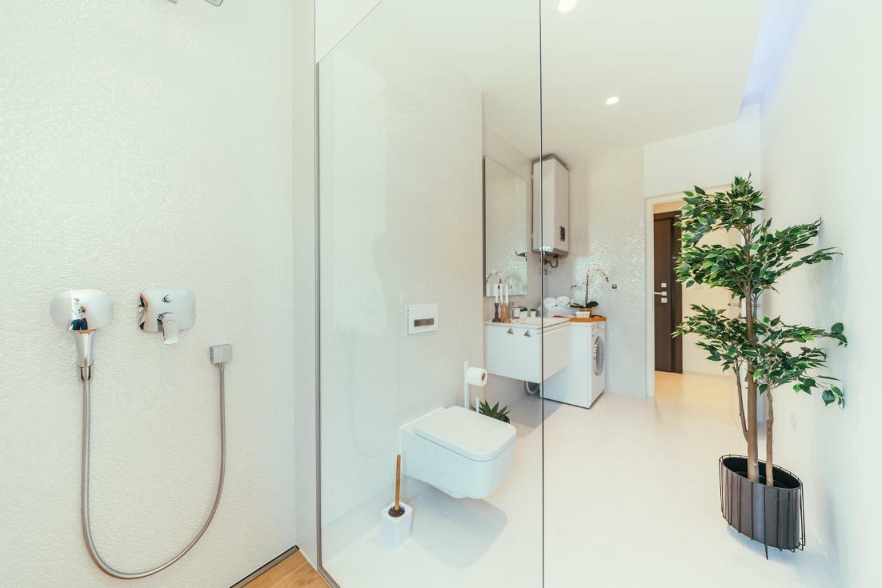 Unique Luxury Designers Apartment Right Next To The Beach Sukošan 外观 照片